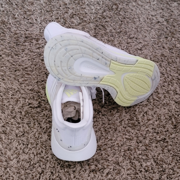 Adidas EQ21 RUN - Picture 4 of 6